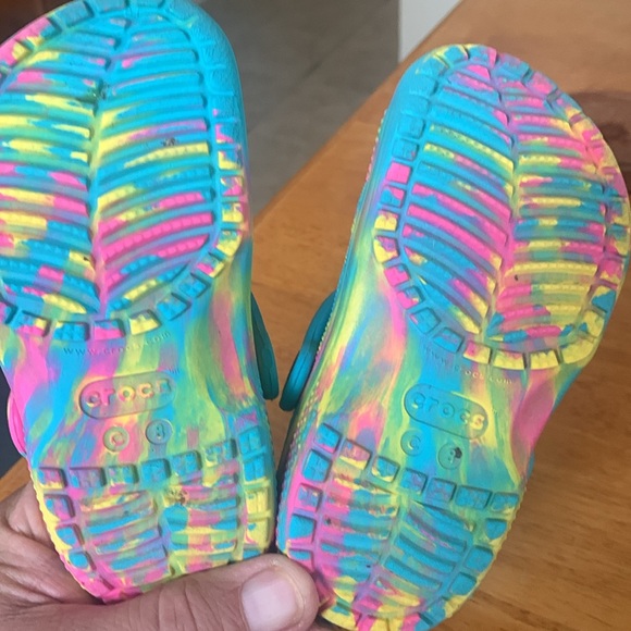 Crocs, child’s 8, multi-color - Picture 8 of 11